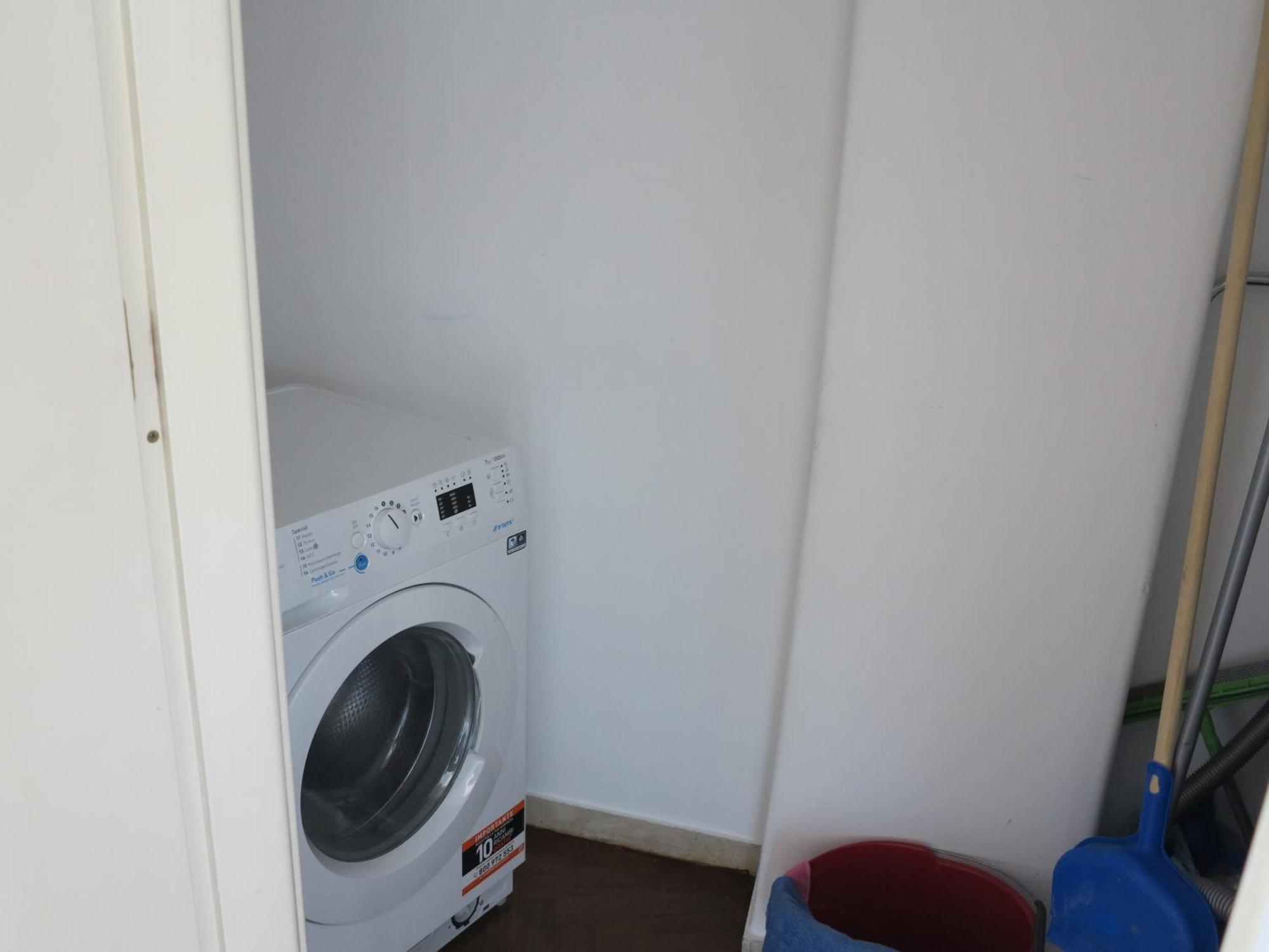 New Panoramic Apartment - Half Way Center-Vomero District Наполи Екстериор снимка