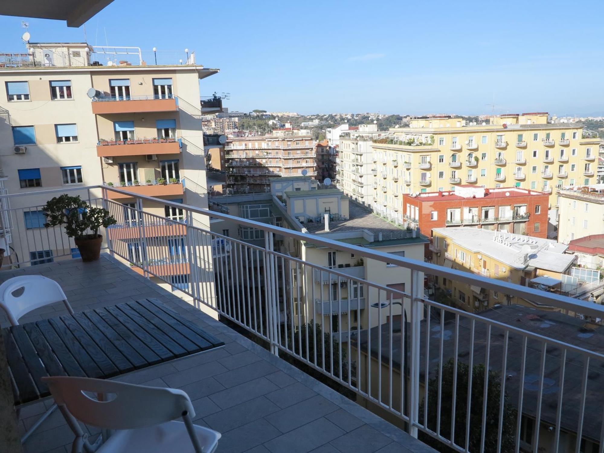 New Panoramic Apartment - Half Way Center-Vomero District Наполи Екстериор снимка
